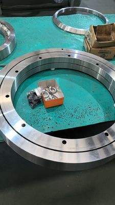 P5 P4 P2 RB3010 Crossed Roller Slewing Bearing THK 30 X 55 X 10 Mm RB3010UUCC0